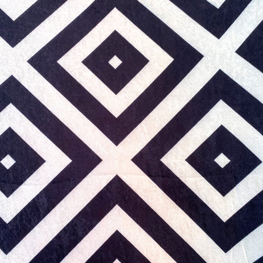 Alfombra Luxury Blanco y Negro 160x230 cm